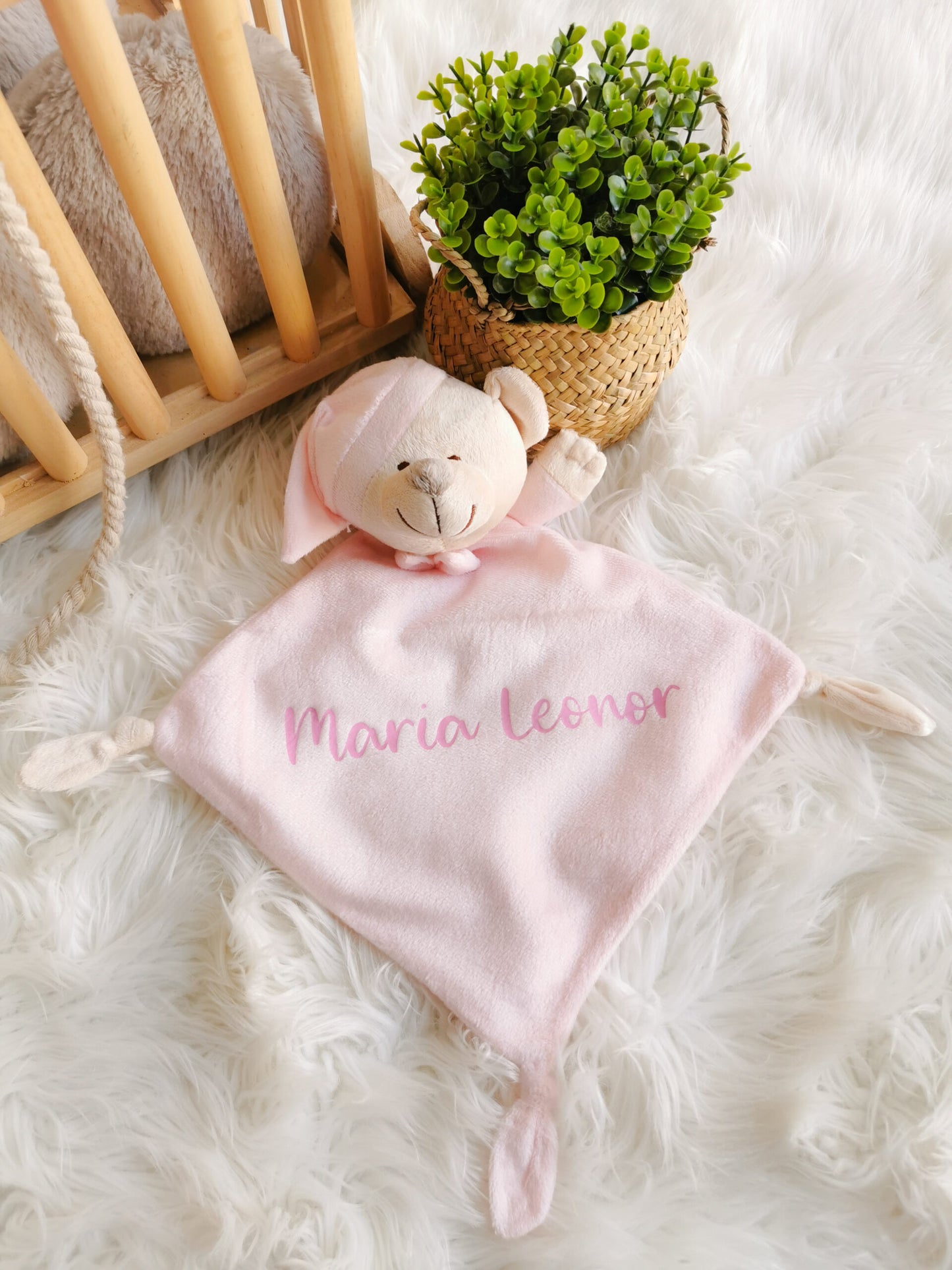 Doudou personalizado com nome do bebé